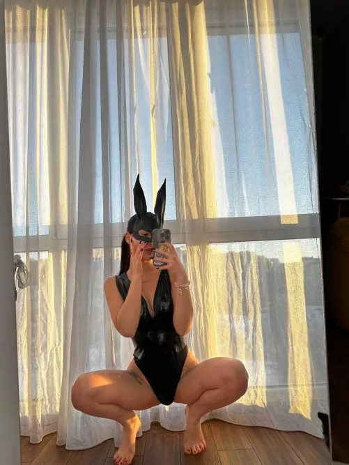 Welcome home daddy 🐰🫦