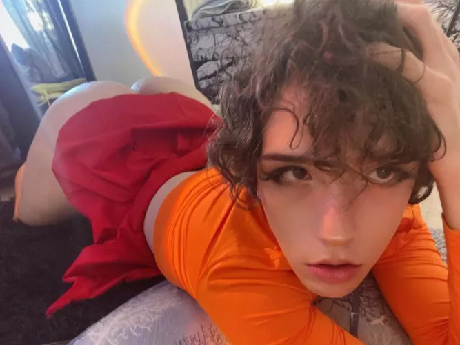 Who likes boys in skirts :3