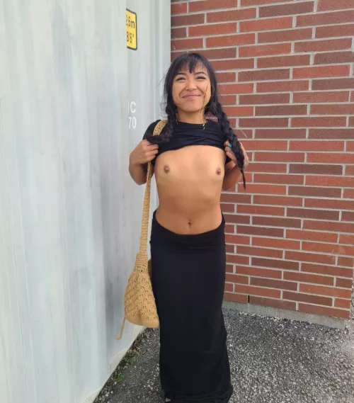 would you fuck me raw out in public?