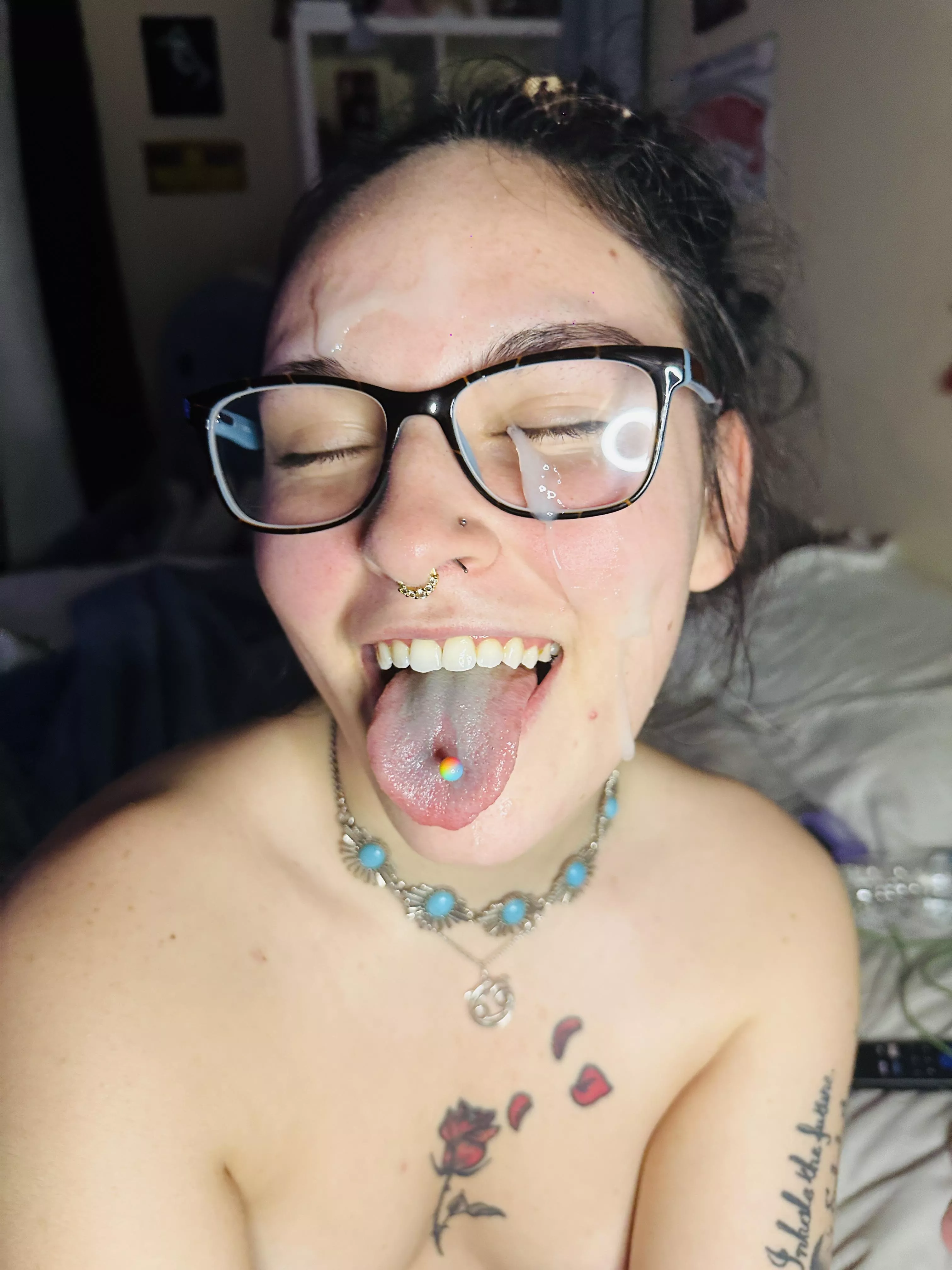 yes i always swallow, need my proteins right! 😋