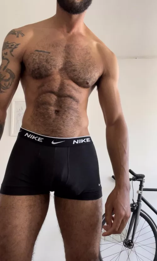 You crash at your bros and catch him in his boxers by chance in the morning, would it make you hard? [36]