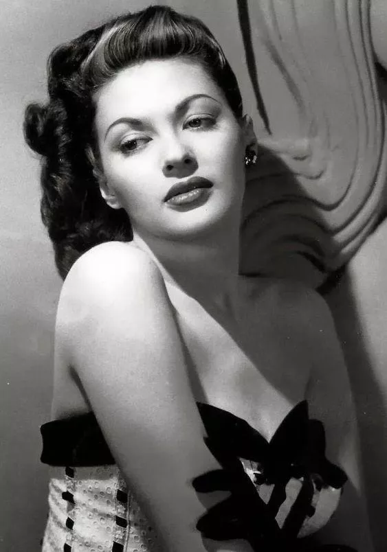 Yvonne de Carlo