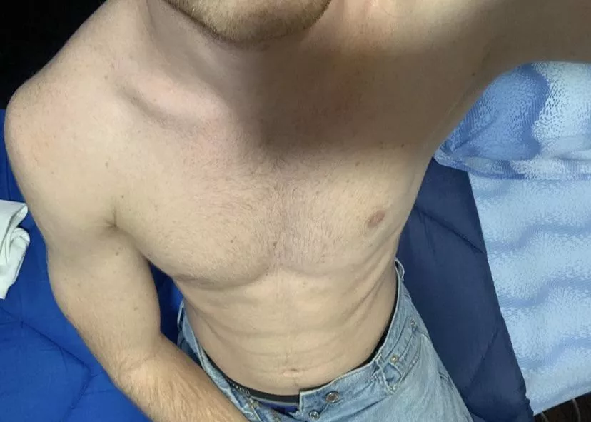 22 hung looking for fit guys @yep28lo