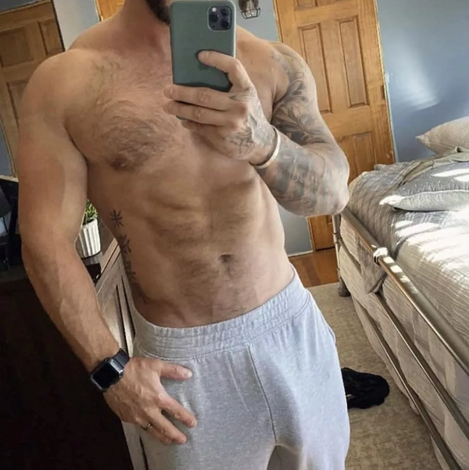 35 cum get some dick and make daddy bust. Verbal+++ face a must. 18-21 only Sc: jamison6681