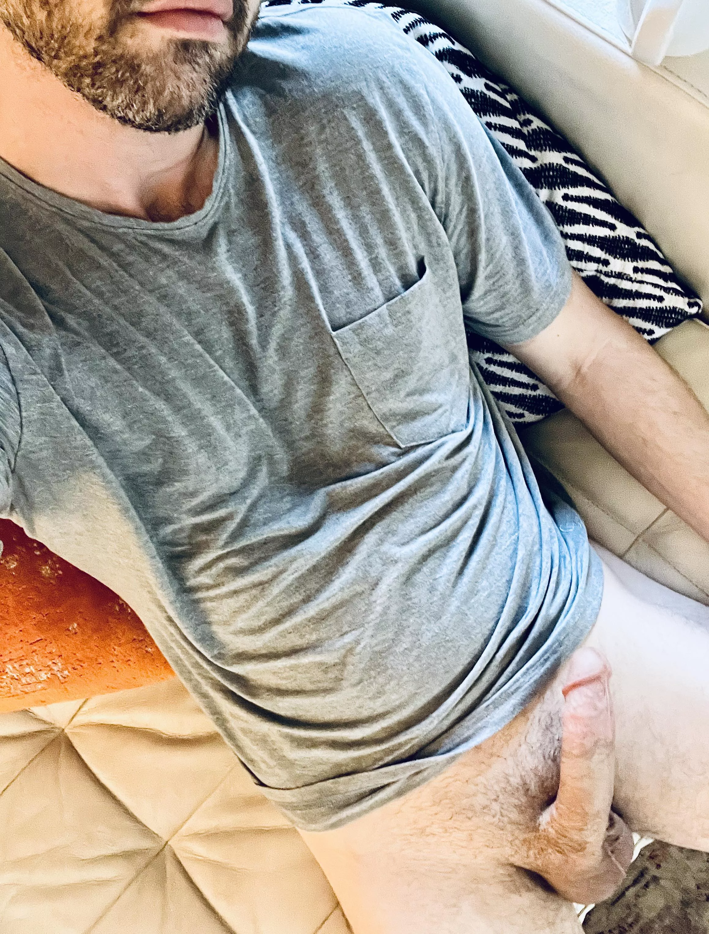[40] Come spend your Saturday morning with daddy on the couch