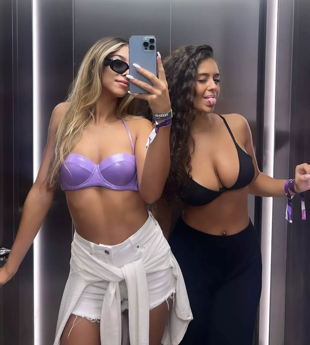 All eyes were on her friend