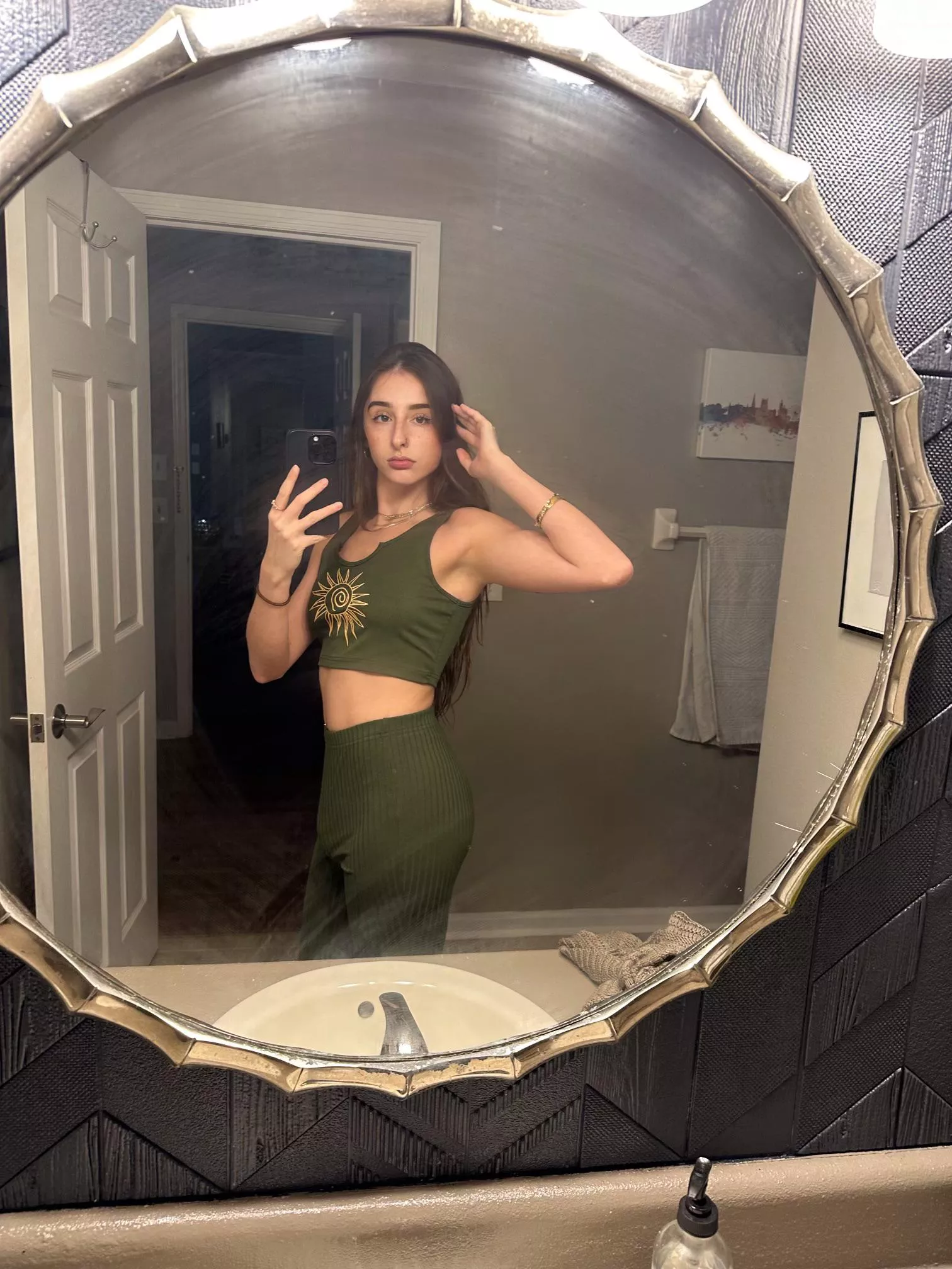 Bring your butt here now!