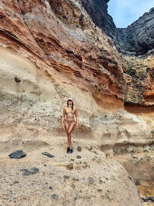 Camouflaging skills practice. If you can see me, I need to practice some more hahaha