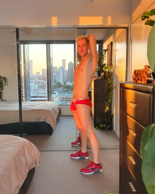 Does red make me go faster or get hotter?