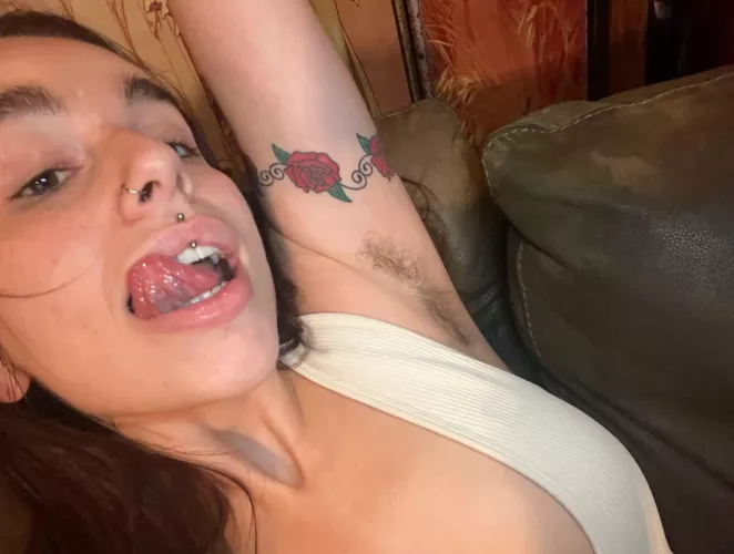 Eat my hairy pits like it’s your last meal