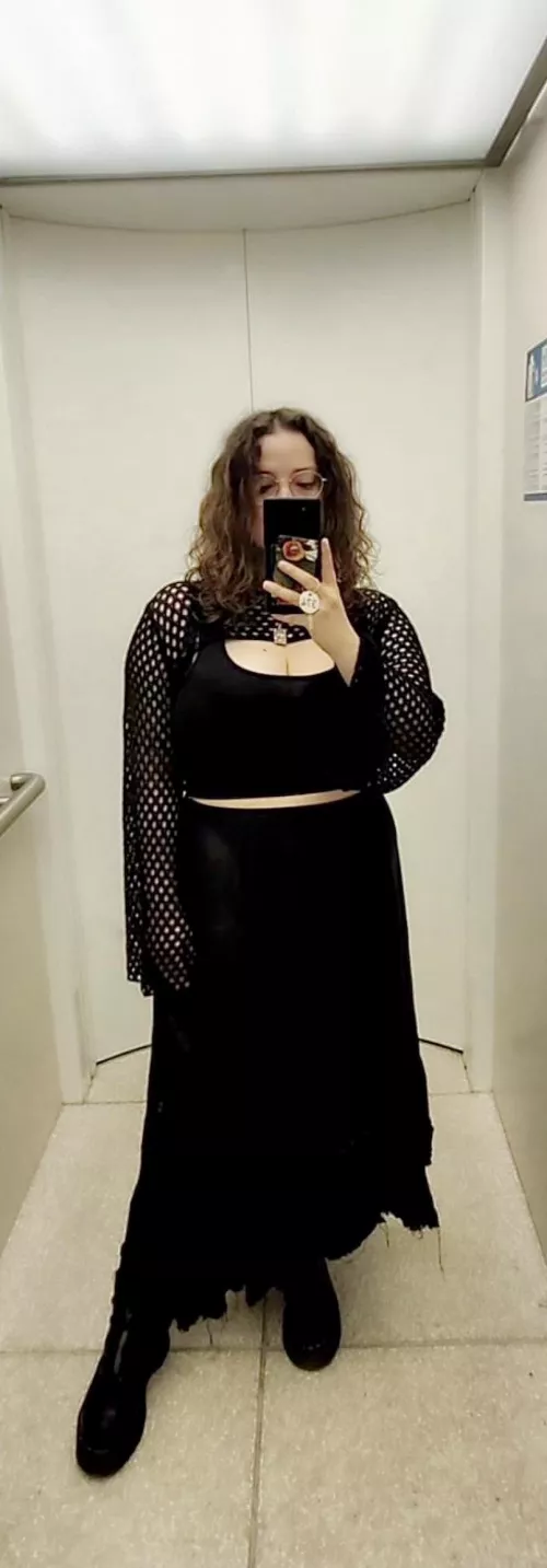 (f) Im into older men