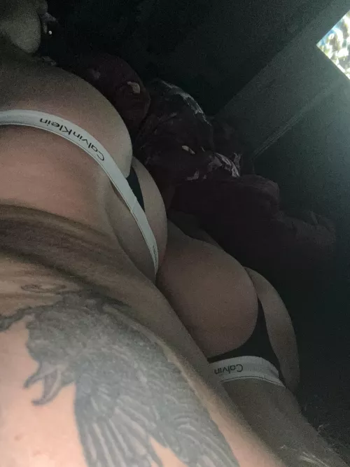 His and hers, who do it better