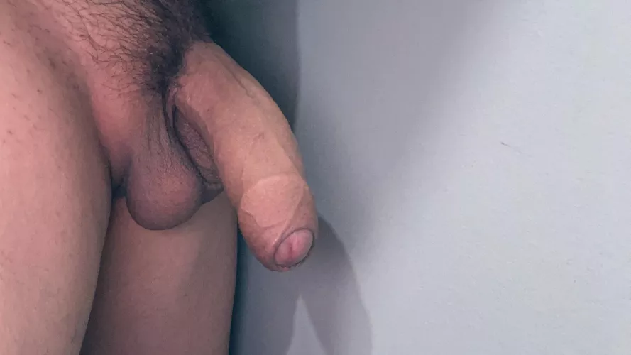 How does my Mexican uncut cock look like?Like it💦