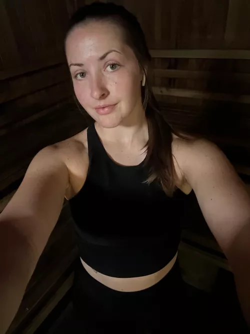 I hope this brunette made you smile :)