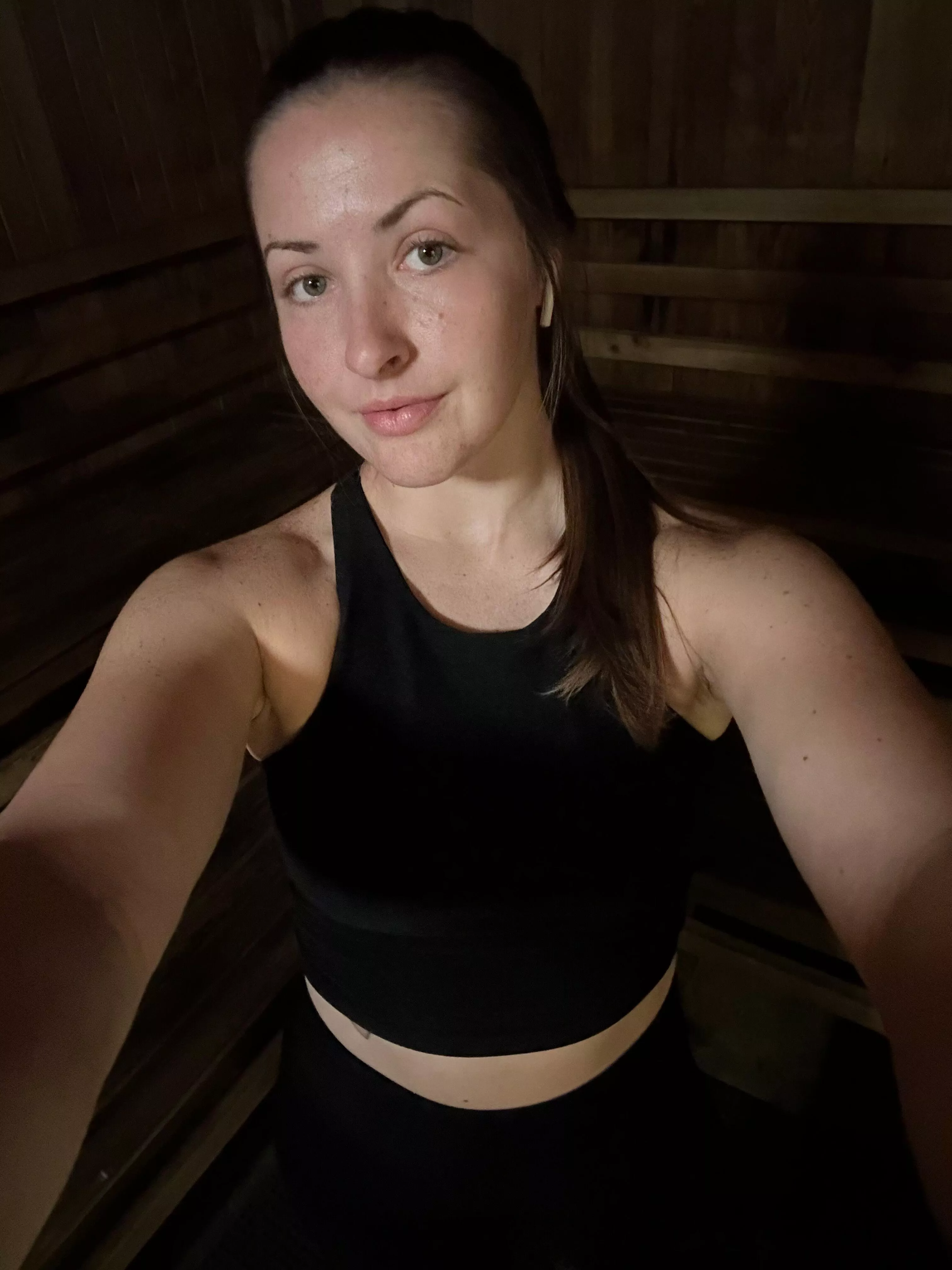 I hope this brunette made you smile :)