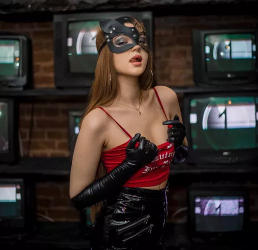 i know you like when i put on some leather