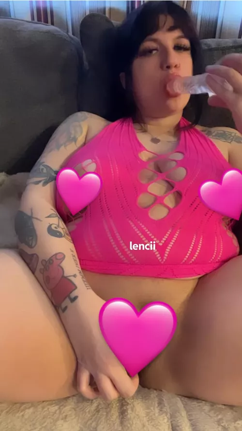 i like my face fuckeddddd.