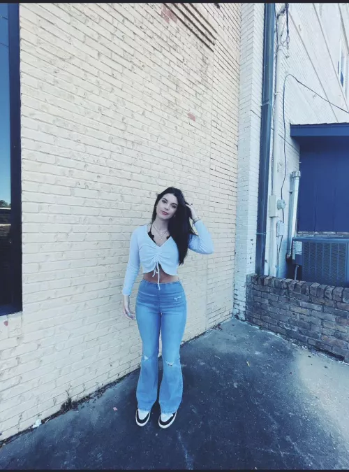 I look so short here