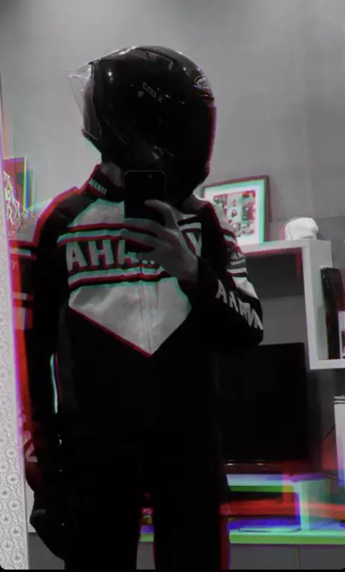 imma straight man, selling nudes