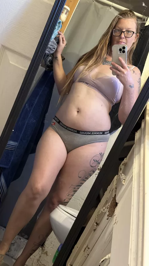 [irtr] are red head milfs still hot ? 🥵 🔥 🤤