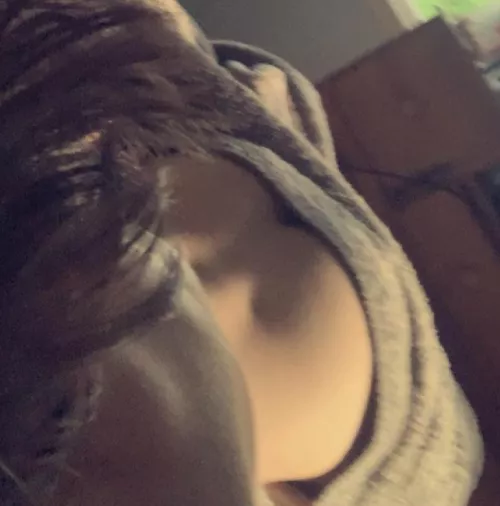 Like my booty dimples in the sun ?