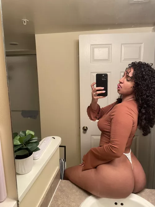 looking [f]or a new gym buddy