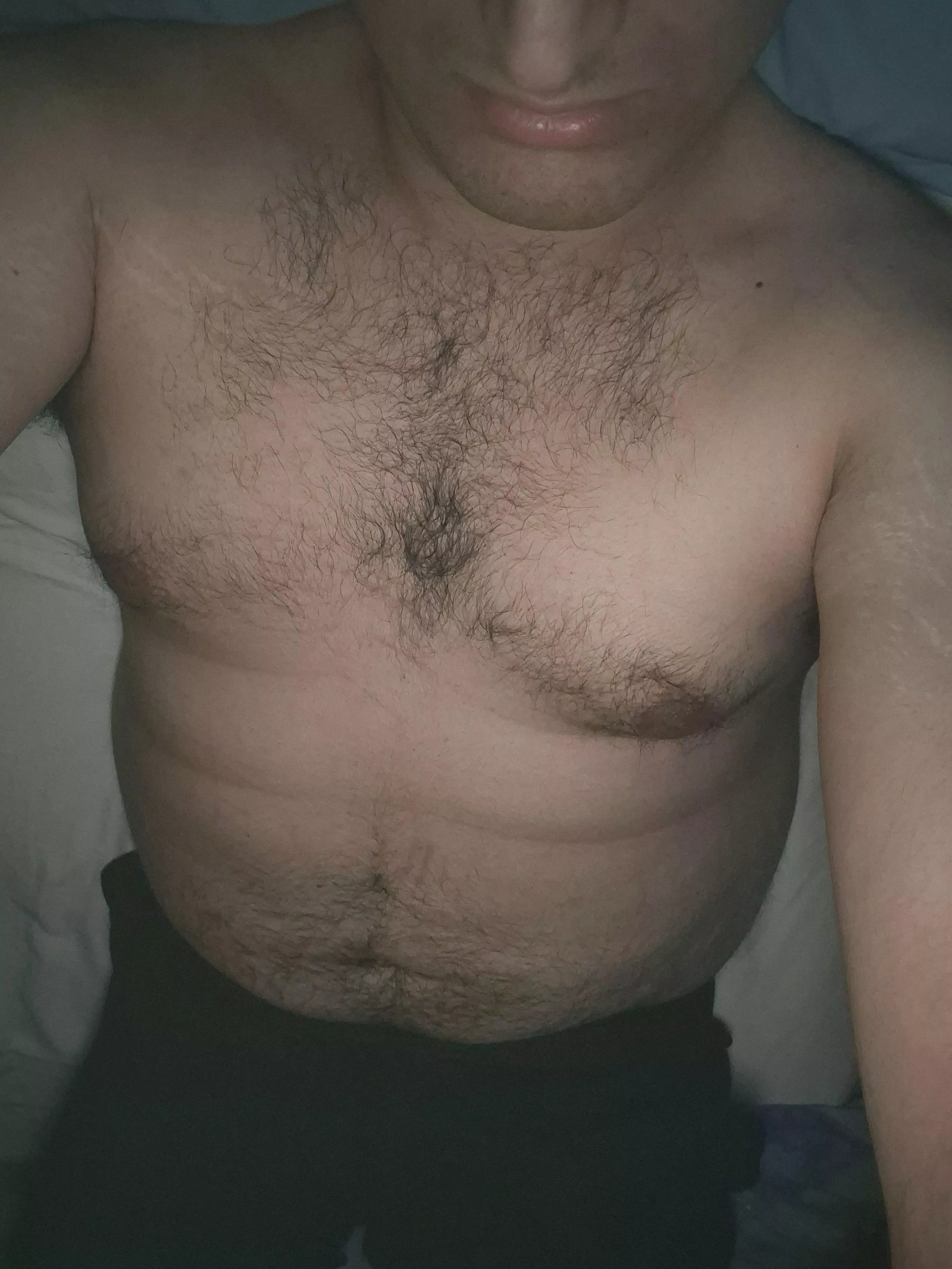 M26 6'4. Is my body at least a bit attractive? 🥹