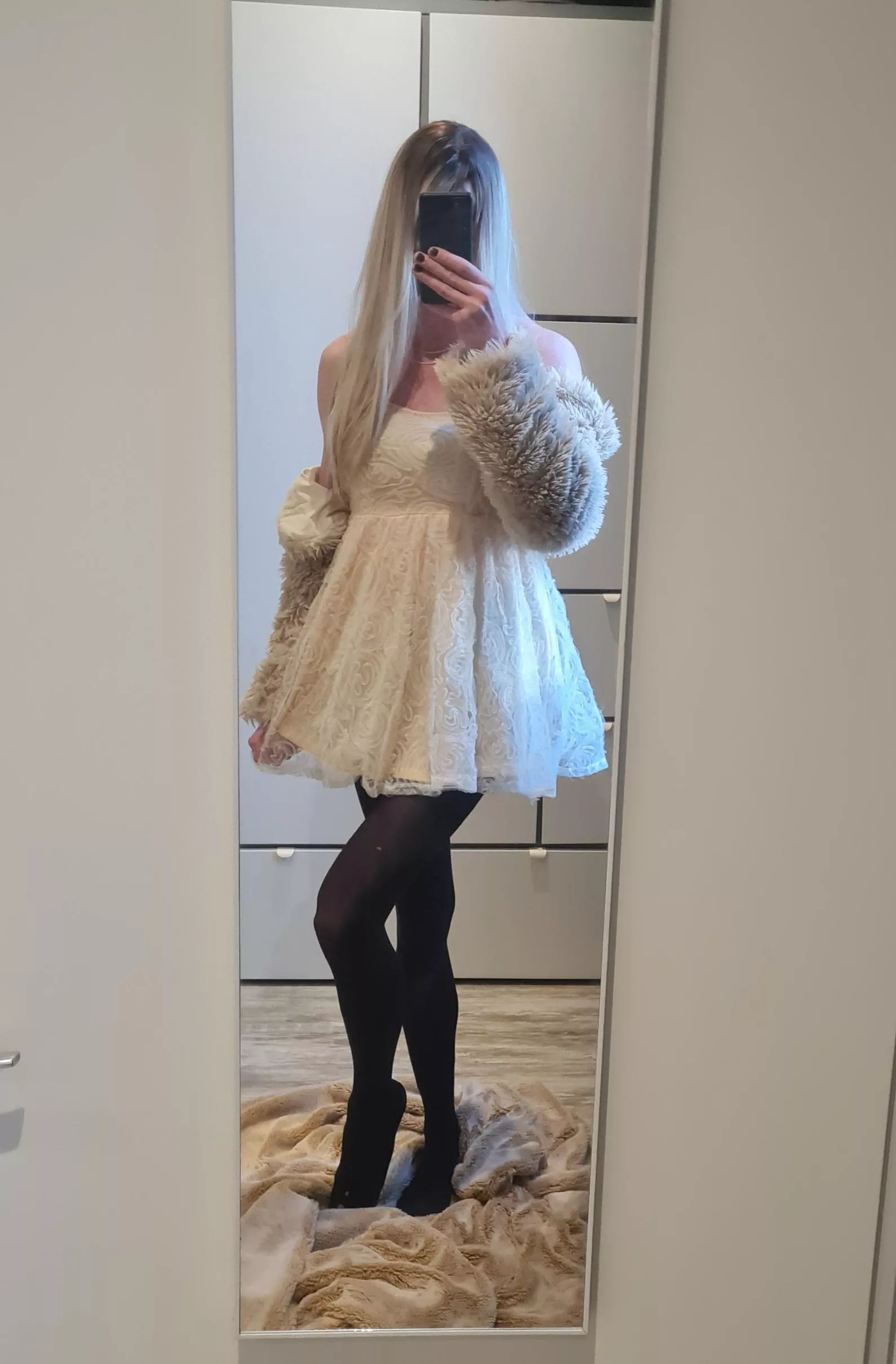 Semi-goth fase is acceptable, right?☺️