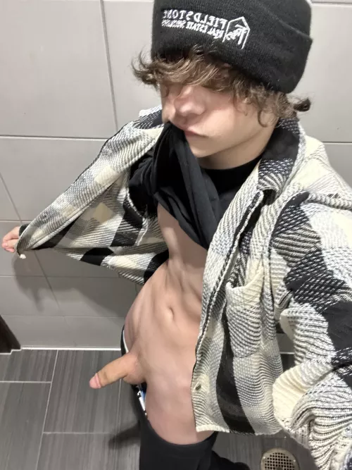 Soft emo twink in public!