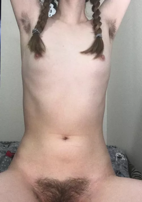 that’s how 1 year no shave and no trim looks like, should I go for the second year?