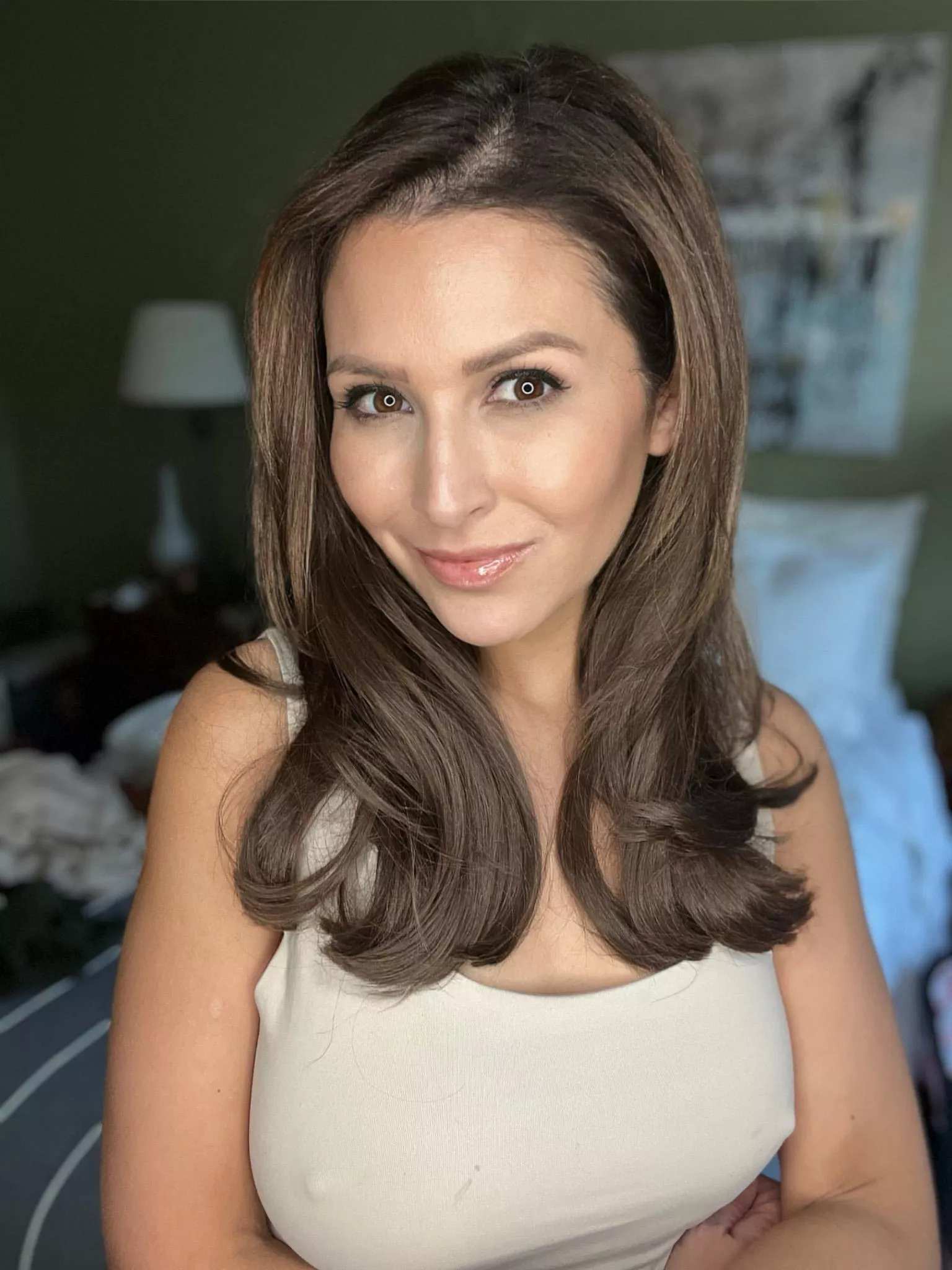 The hottest cougar here