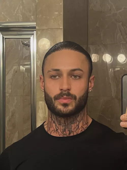 What vibe do I give off?