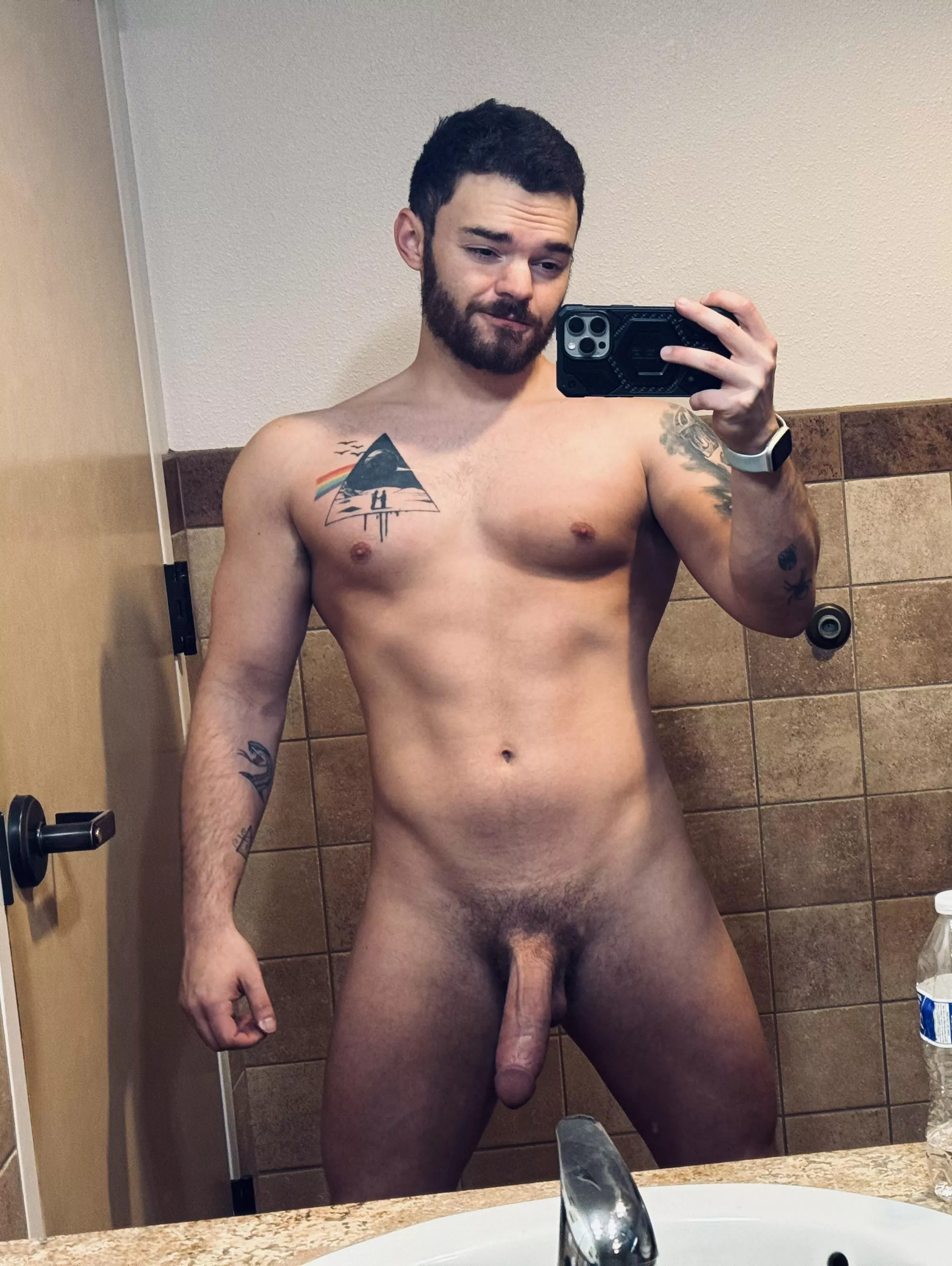 Wow look at that, another penis