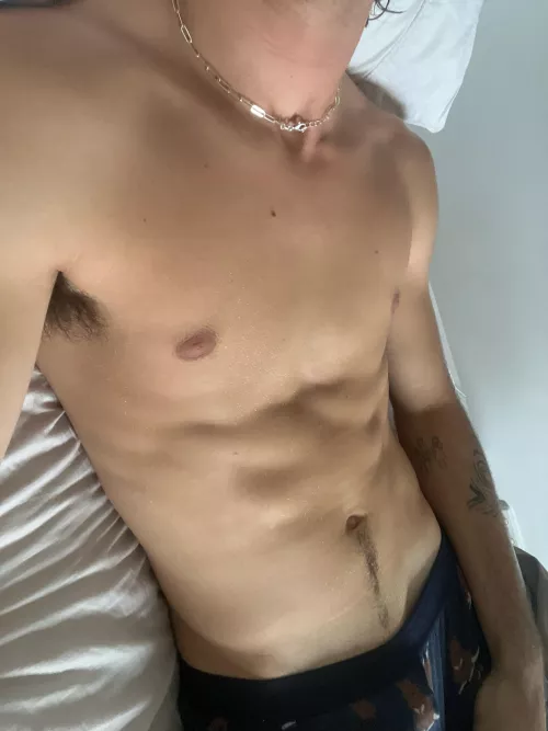 19 fit guys DM with pic for snap