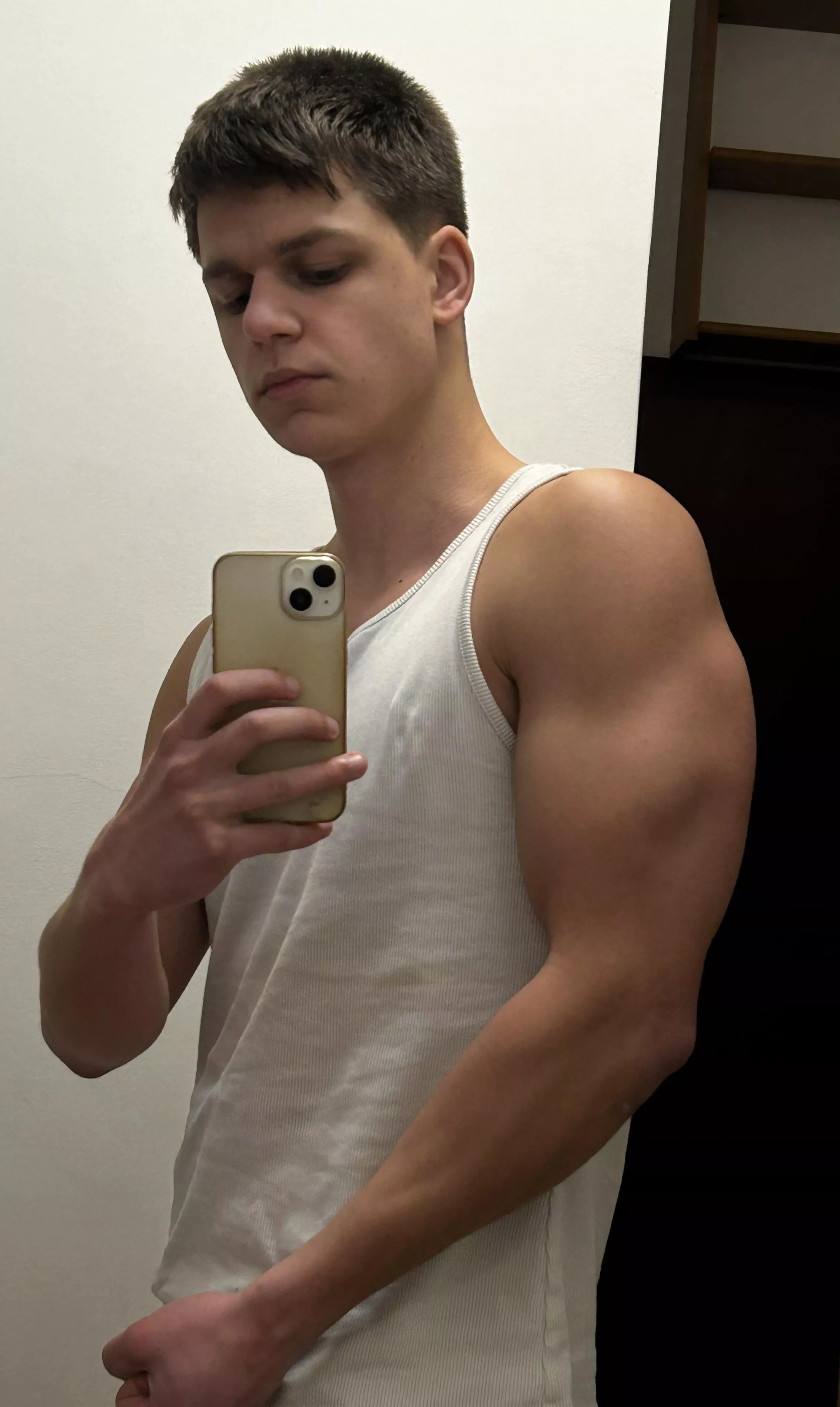 19m,do you like my forearm?