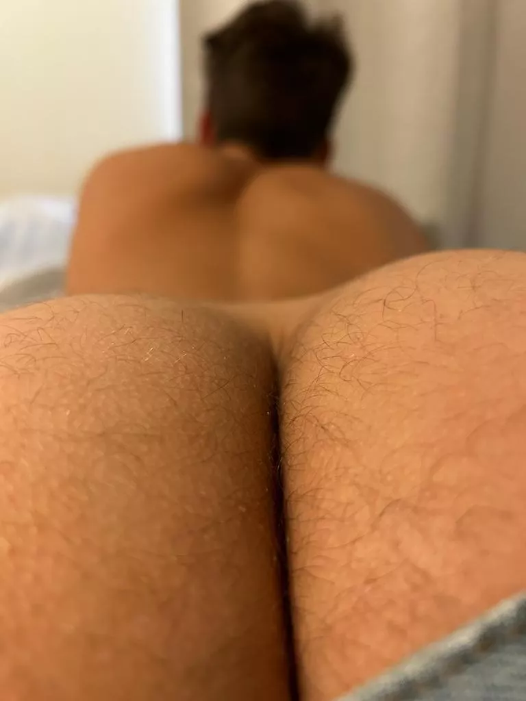 19m,rate my ass from 1 to 10
