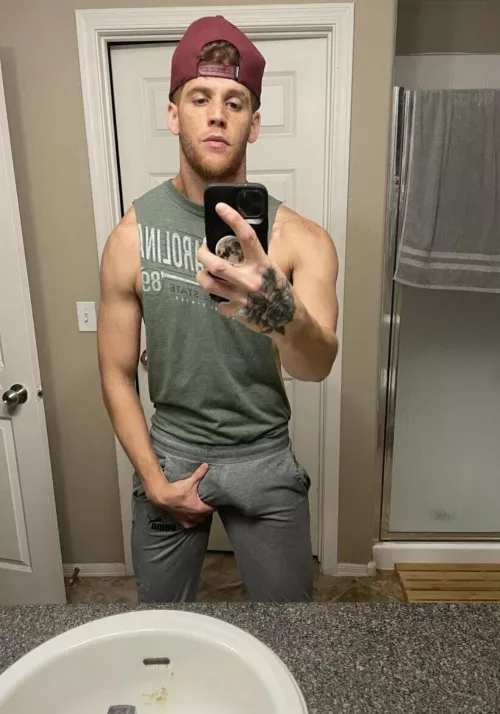 [28] come ‘ere big boy, come take a seat