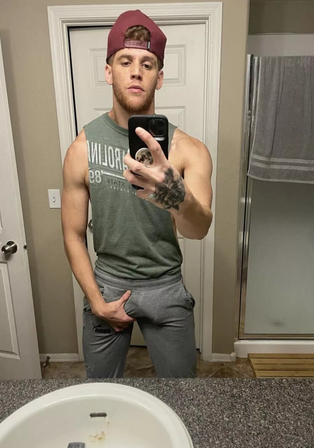 [28] come ‘ere big boy, come take a seat