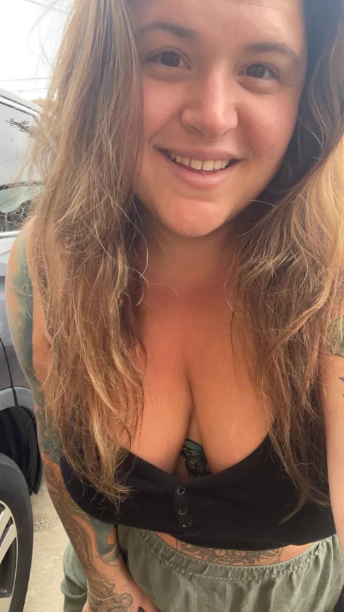 do bbw curves turn you on? how about when they’re covered in tattoos?