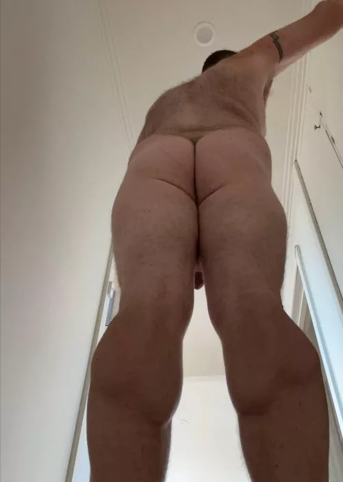 Do I have a nice booty? (39)