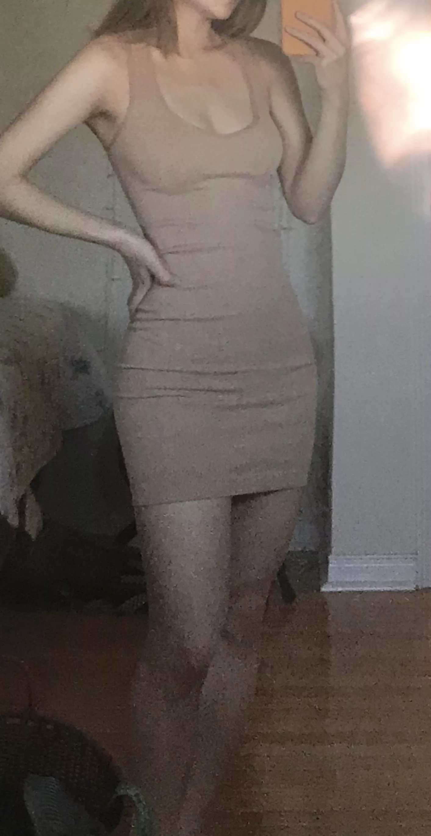 Going clubbing tonight without panties on 😳😖