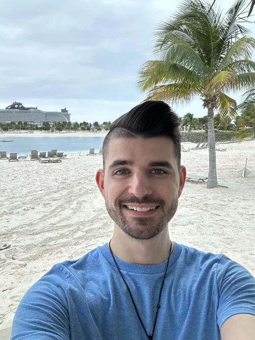 Happy Saturday, bros!