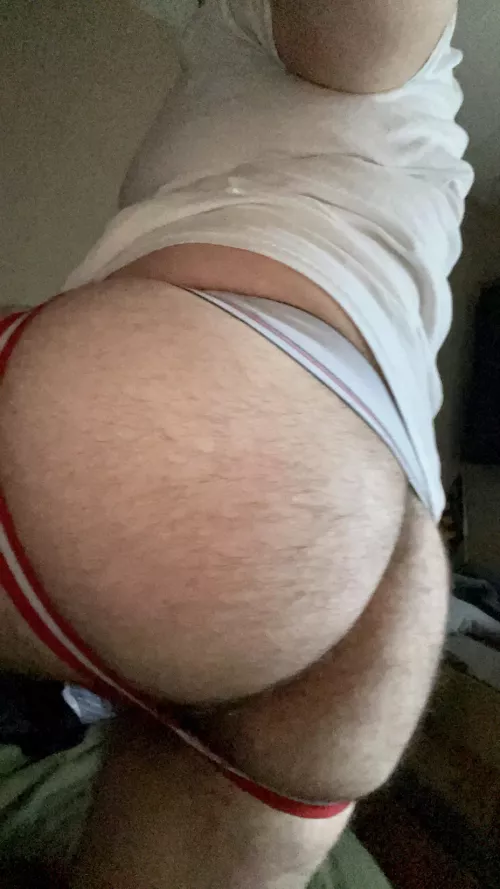 How does my jock look from the back