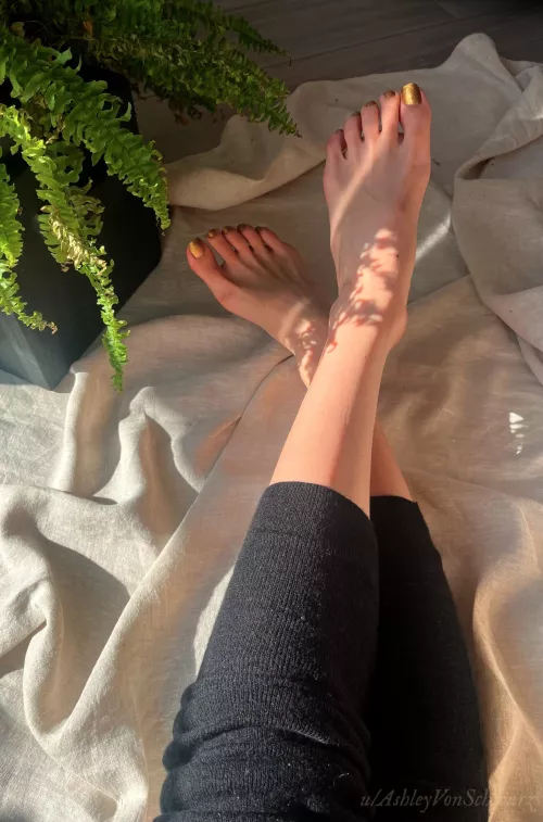 How this pose makes you feel? ❤️‍🔥