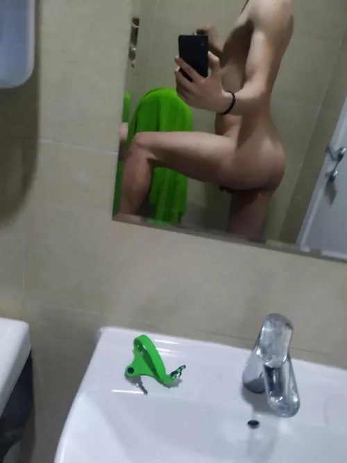 I didnt lock the door ;)