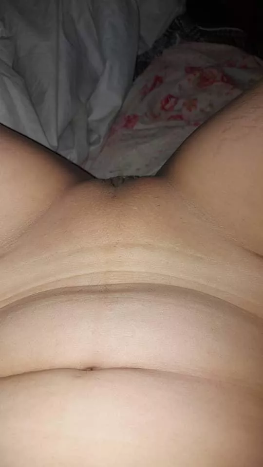 I like to see I'm getting licked down there