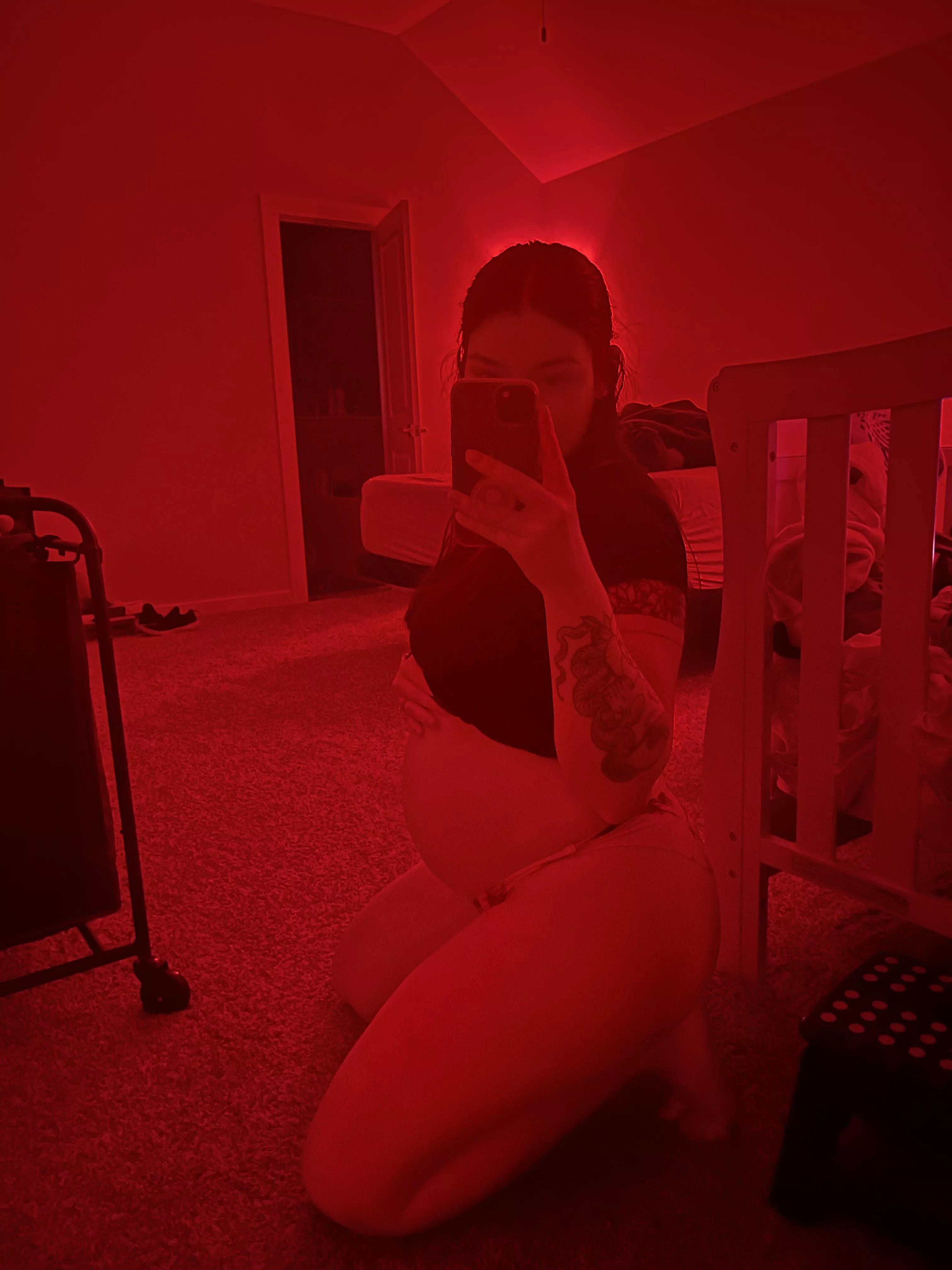 I’m currently craving frozen yogurt and your attention 😚