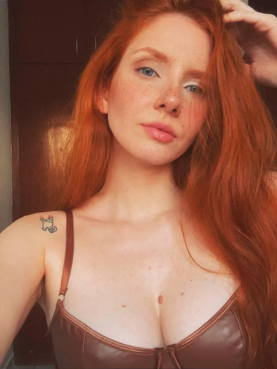 Imagine waking up and the sun and me is the first you see