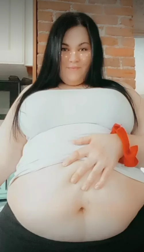 Is my belly cute?