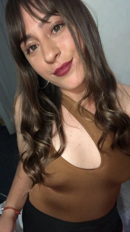 my shirt has a big neckline